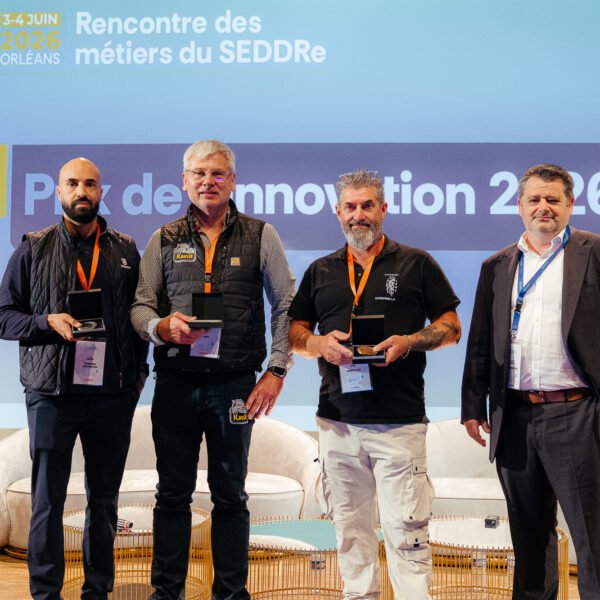 de gauche à droite : Yassin AHSINAT - National Key account manager HUSQVARNA CONSTRUCTION France, Frank DAVID – Président KAVIK, Leny RABET - Président CHARIOT LENY, Alexandre DOYERE, Président SEDDRe