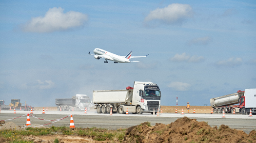 Réhabilitation de la piste 1 de l’aéroport de Paris-Charles de Gaulle en 2025, ©Colas