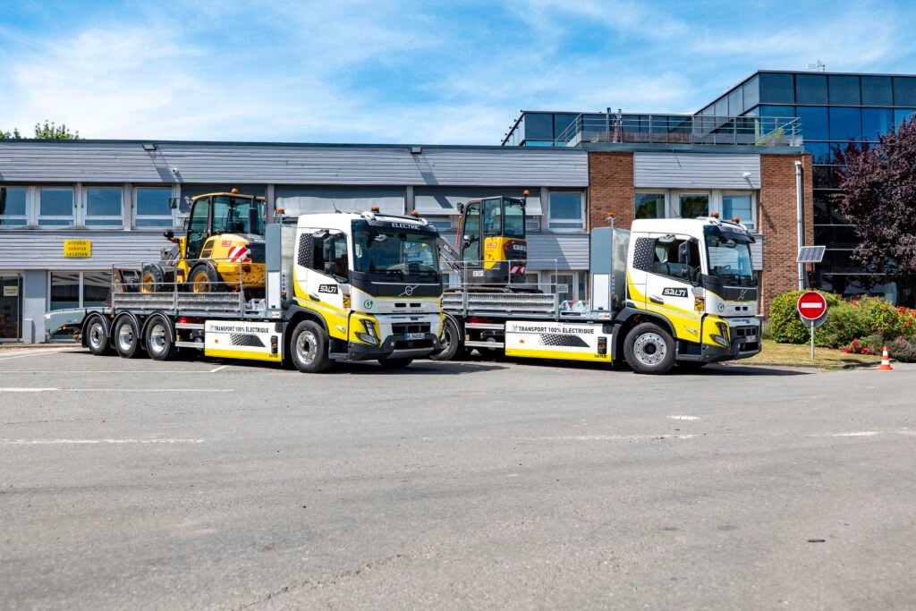 Salti électrifie sa logistique avec deux nouveaux  Volvo FMX Electric
