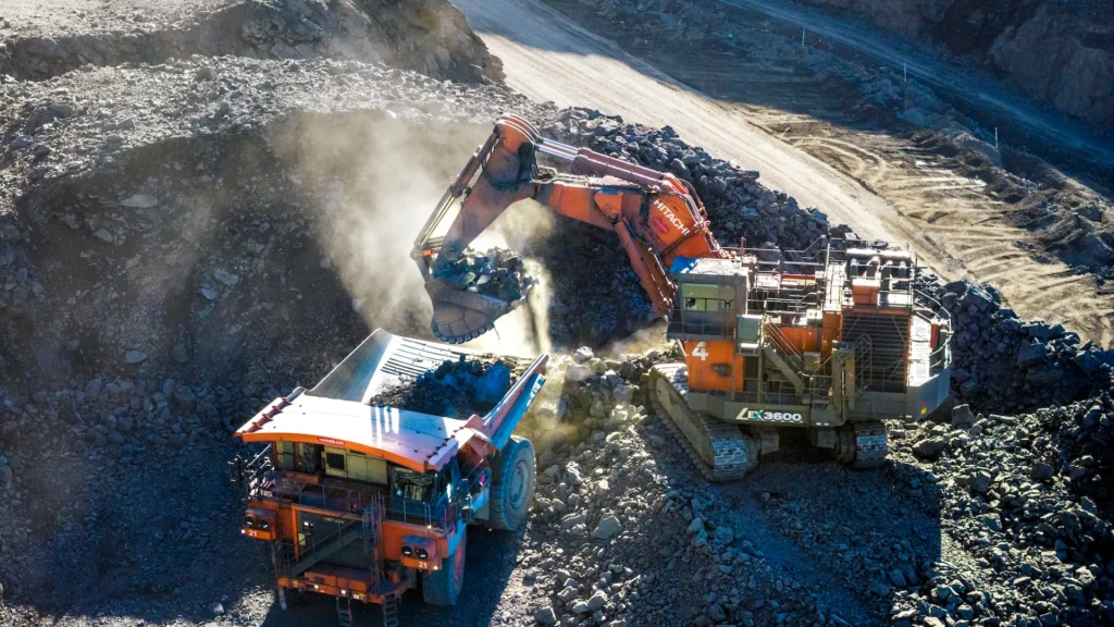 Hitachi dépasse le million d’heures en exploitation minière